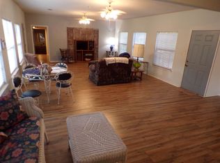 620 Hargis Dr, New London, TX 75684