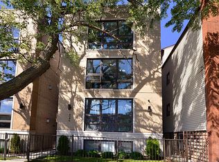 4046 N Western Ave #2, Chicago, IL 60618