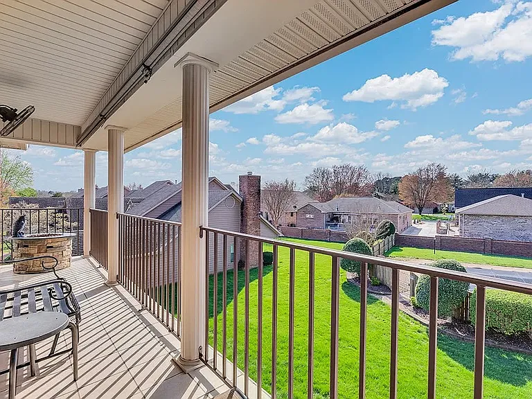 1700 Fairway Dr — Photo 5