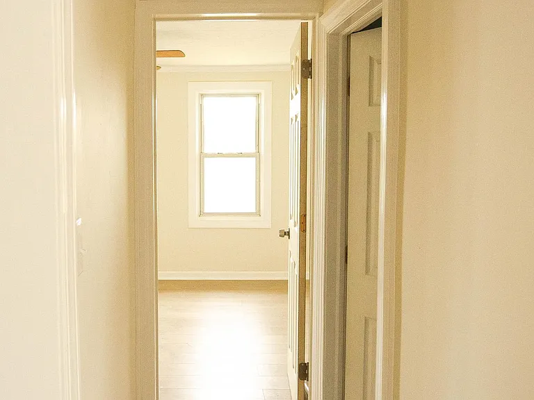 516 Market St — Photo 24