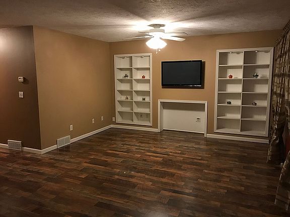 4th image of 2513 Parkview Ave