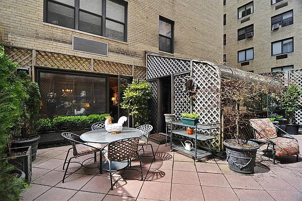 Sold by Corcoran | media 15