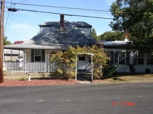 35 Berkley St, Woonsocket, RI 02895