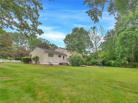 3rd image of 11 Park Ln