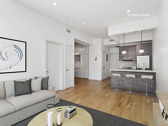 2nd image of 13 Melrose St APT 2-B