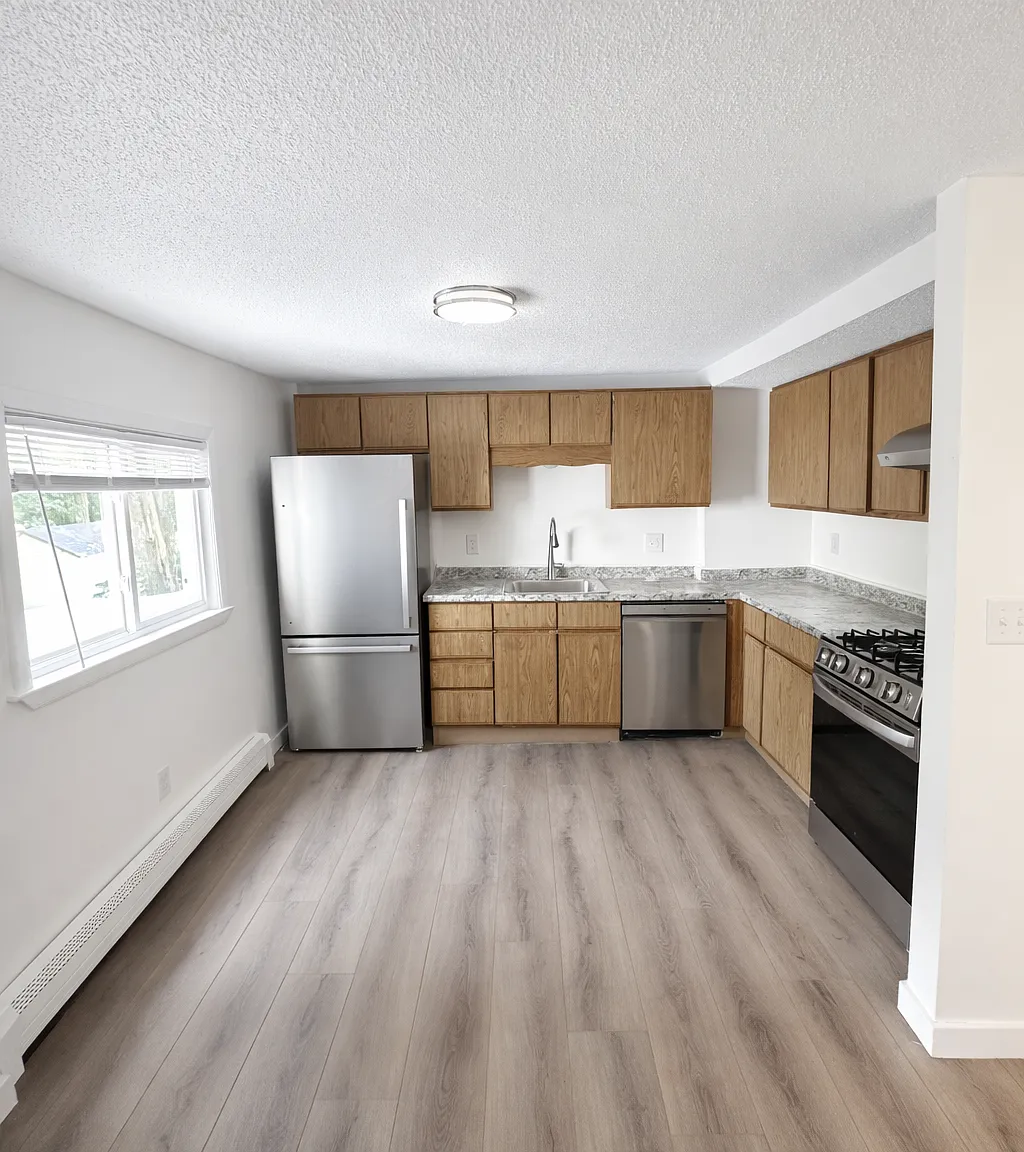 3 bed, 1963 sqft, $3,200 — Photo 3