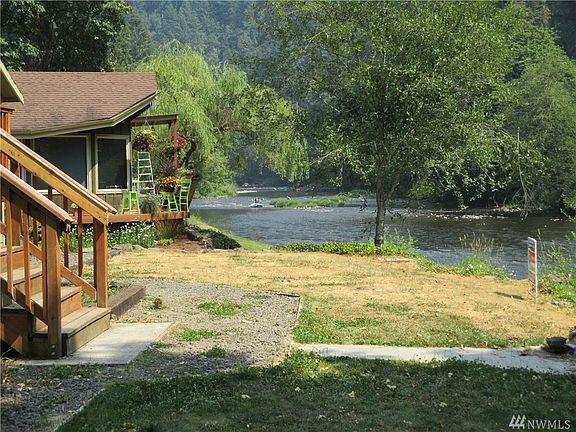 5th image of 327 Laverne Dr
