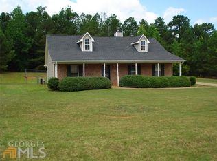 109 New Farm Dr, Locust Grove, GA 30248