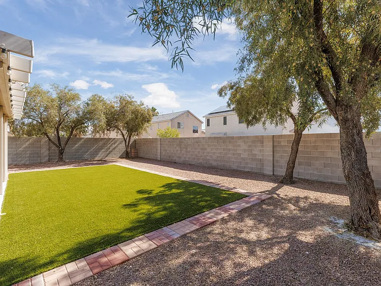 5432 Roaring Surf Dr — Photo 24