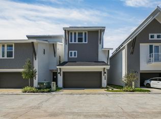 7609 Victory Reserve St, Houston, TX 77088