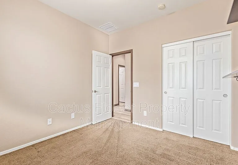 2624 W Beautiful Ln — Photo 23
