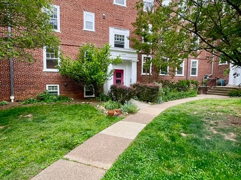 3930 Langley Ct NW #C639 — Photo 1