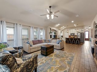 2101 Harmony Pier Ln, Saint Paul, TX 75098