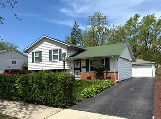 4220 Andover Dr, Richton Park, IL