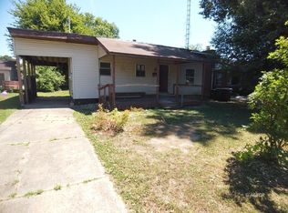 220 Locust St #1, Belpre, OH 45714