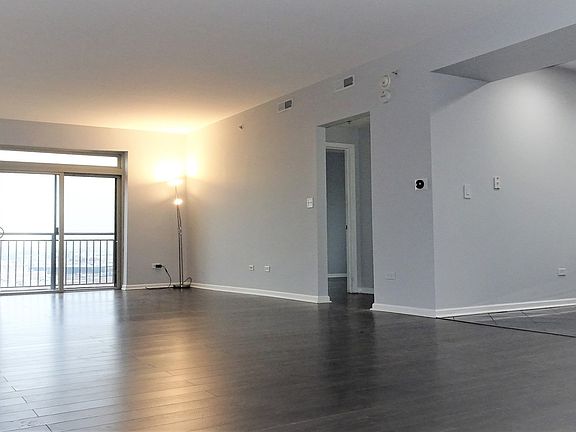 5th image of 635 Perrie Dr APT 606