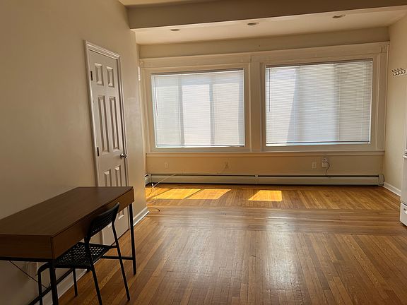 4th image of 51 Cottage St #1