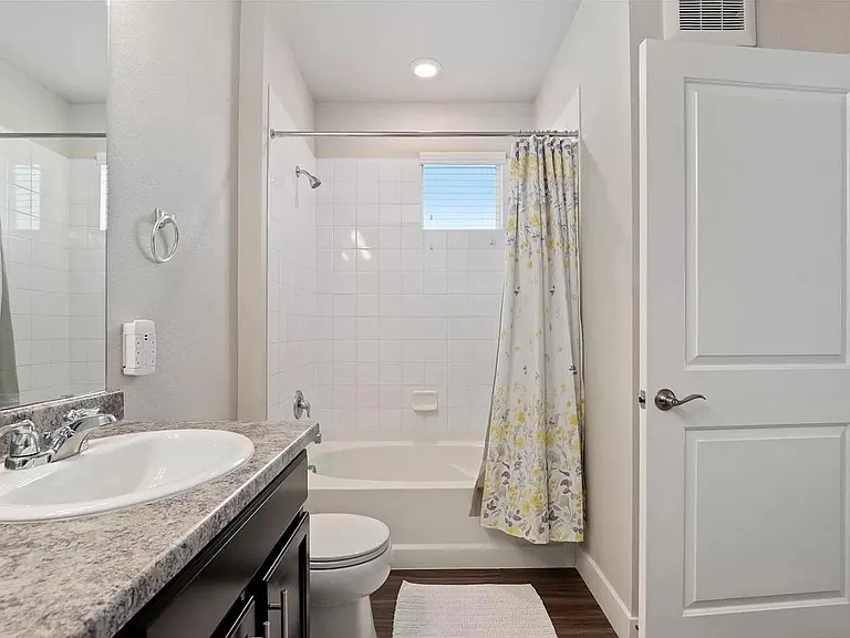 14351 E Tennessee Ave #301 — Photo 13