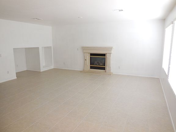 4th image of 5340 Tustin Hills St