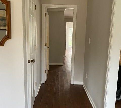 5th image of 230 E Creek Cir