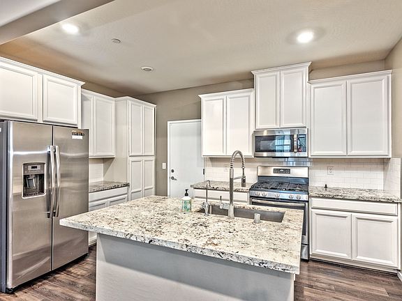 4th image of 48 Lomita Heights Dr