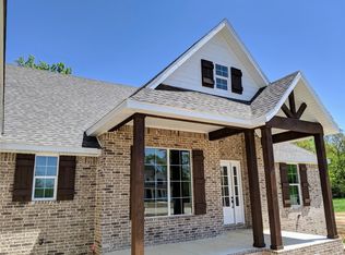 580 Knollwood Dr, Goshen, AR 72735