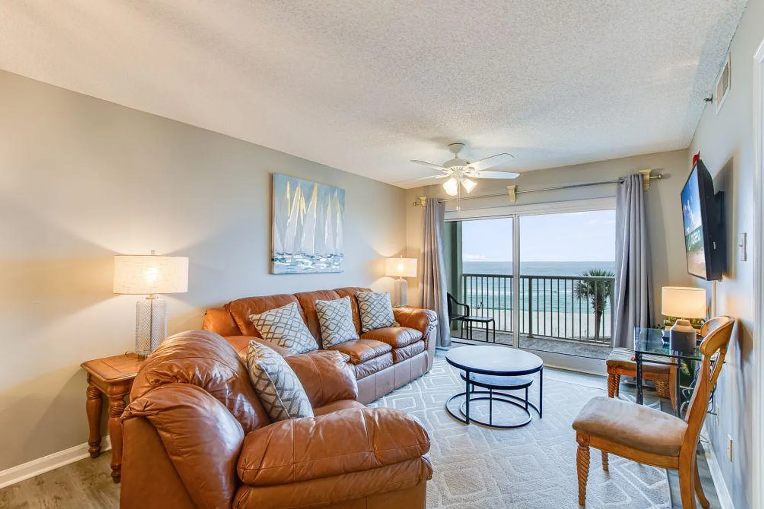 2 bed, 2.0 bath, 796 sqft, $3,878 — Photo 1