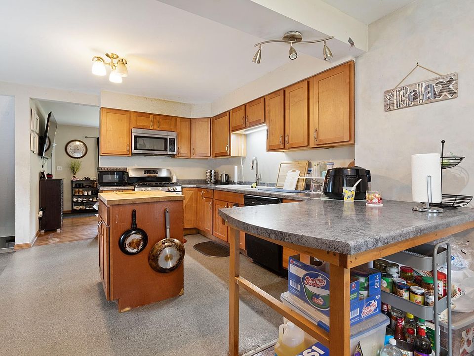 1st image of 527 Emil Ave