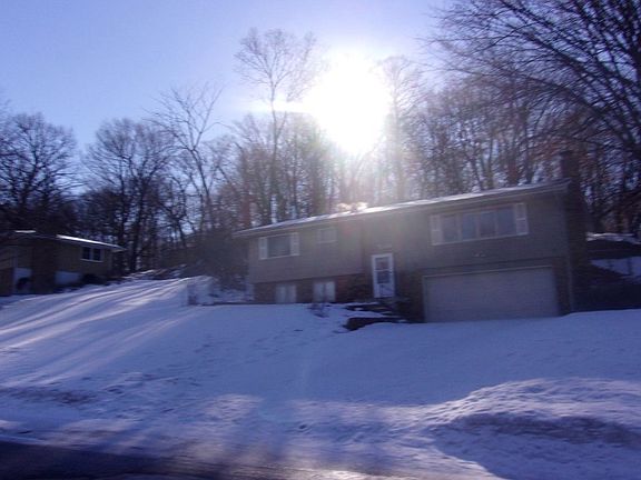 2nd image of 3311 Brookview Dr