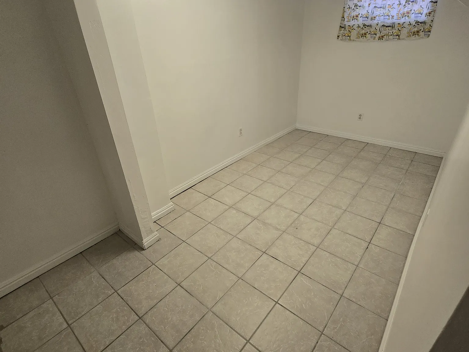 379 N 300 W — Photo 4
