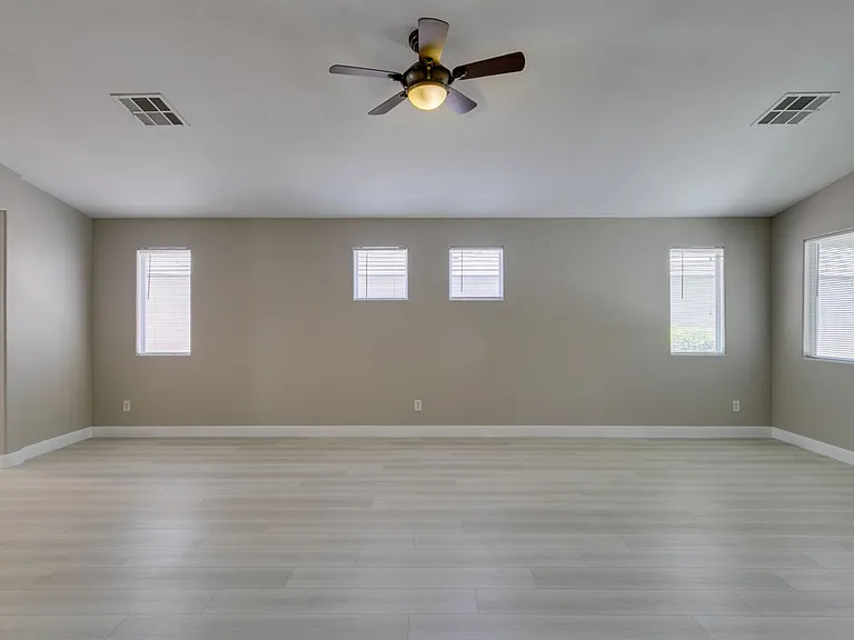 10342 Spider Rock Ave — Photo 17