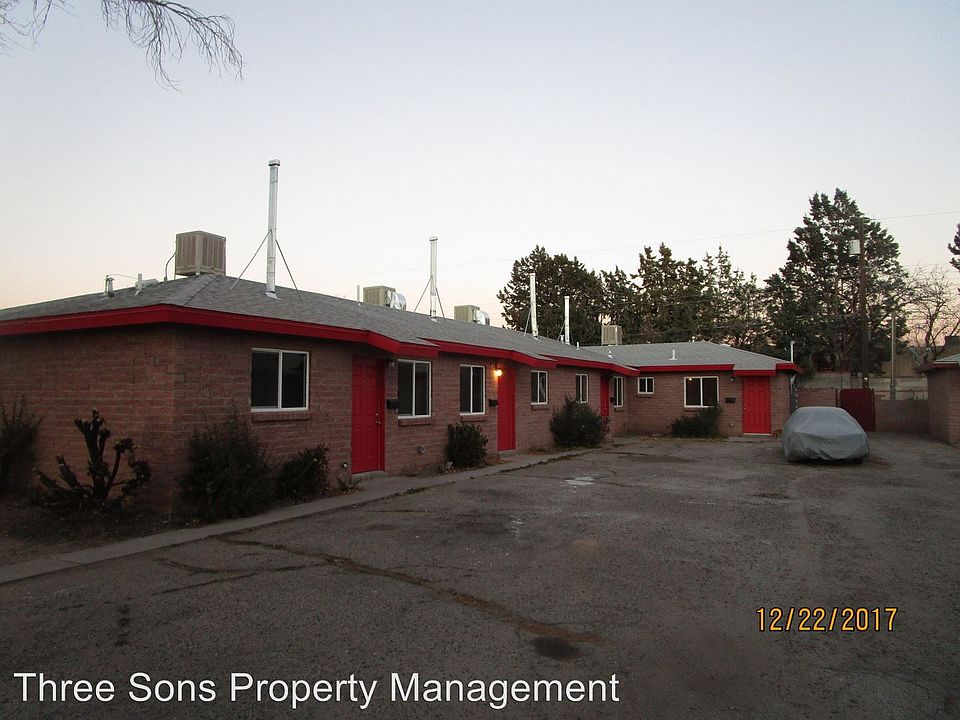 1st image of 1020 Madeira Dr SE