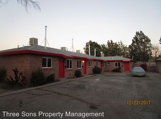 1020 Madeira Dr SE, Albuquerque, NM 87108