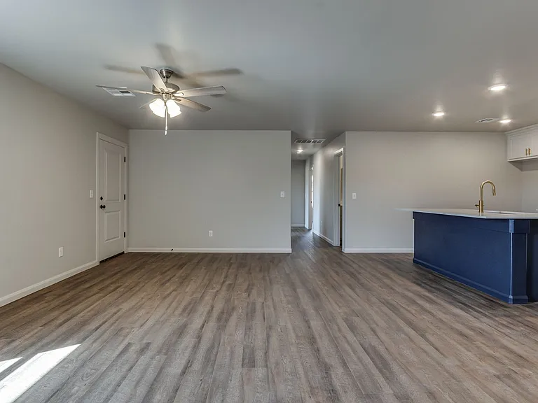 317 Dooley Creek Ln — Photo 12