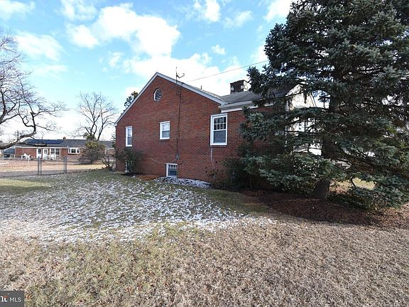 4th image of 515 Rutgers Ave