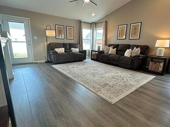 4th image of 11976 Morgan St