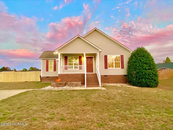 145 Sword Loop, Broadway, NC 27505