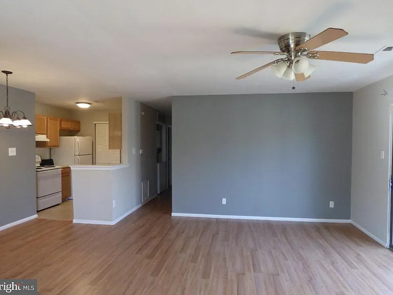 808 Britton Pl — Photo 9