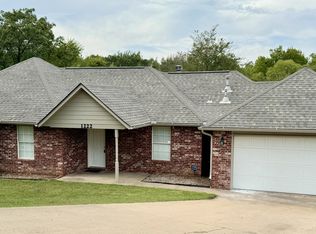1222 N Moccasin St, Sapulpa, OK 74066