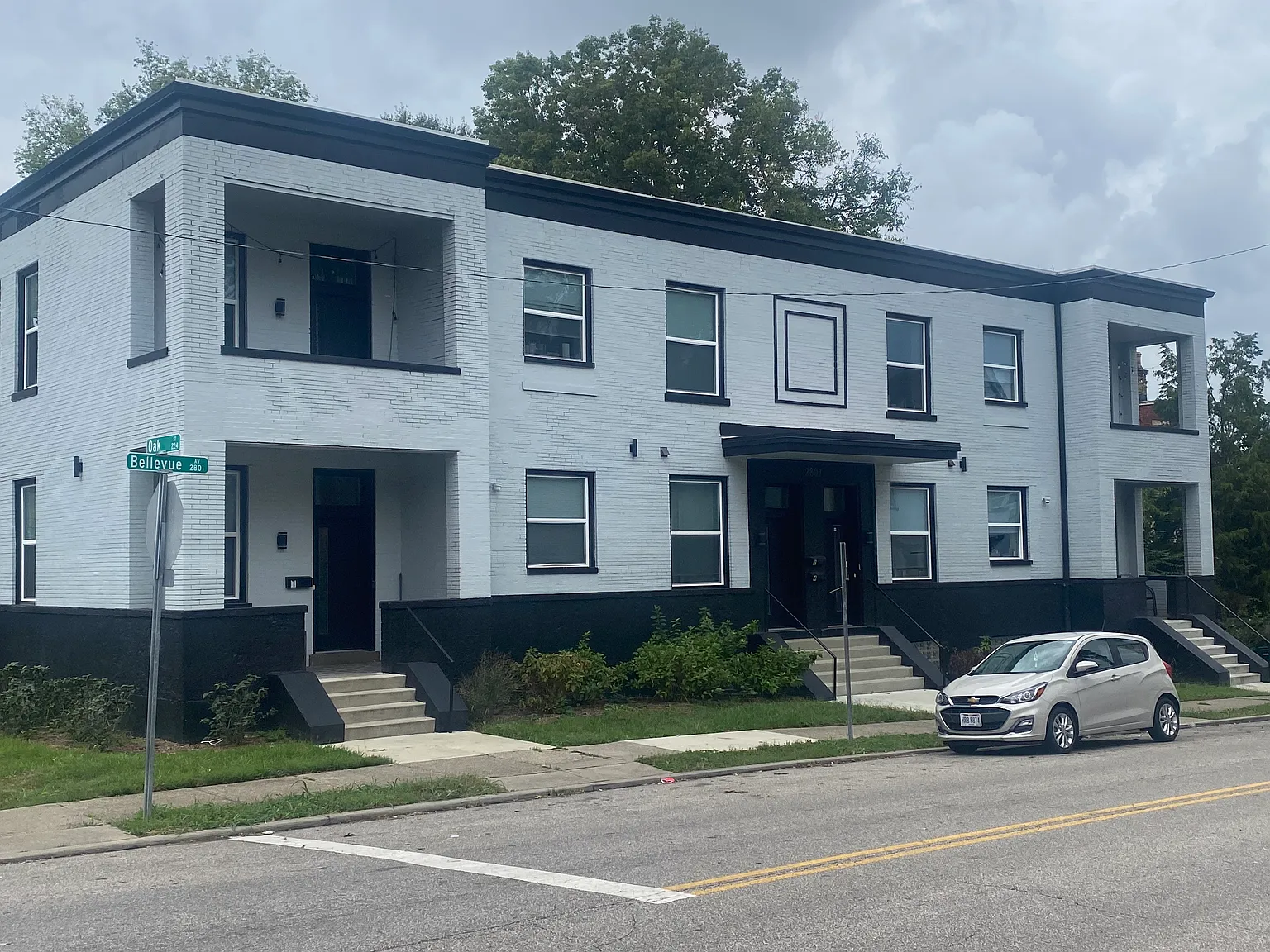 4 bed, 1600 sqft, $3,200 — Photo 1