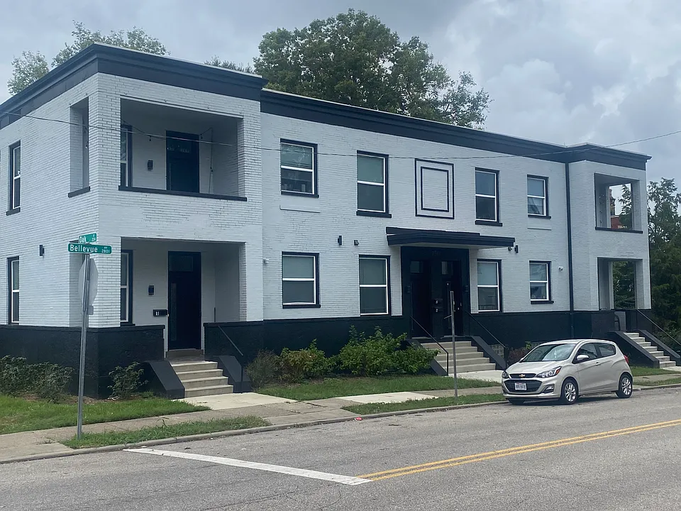 2801 Bellevue Ave