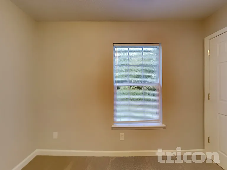 2008 Sunset Village Dr — Photo 10