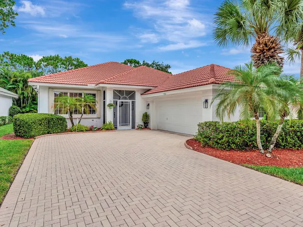 9132 Bay Harbour Circle, West Palm Beach, FL 33411