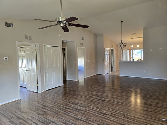 2nd image of 25A Pony Ln