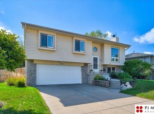 15247 Ontario St, Omaha, NE 68144