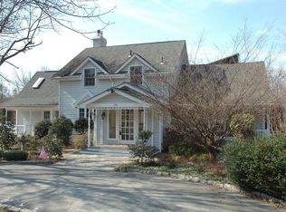 726 Parrish Farm Ln, Great Falls, VA 22066