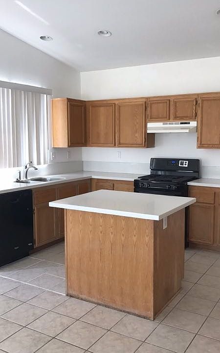 2nd image of 45270 Palmwood Dr