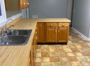 2224 Maxine Ave NE, Canton, OH 44705