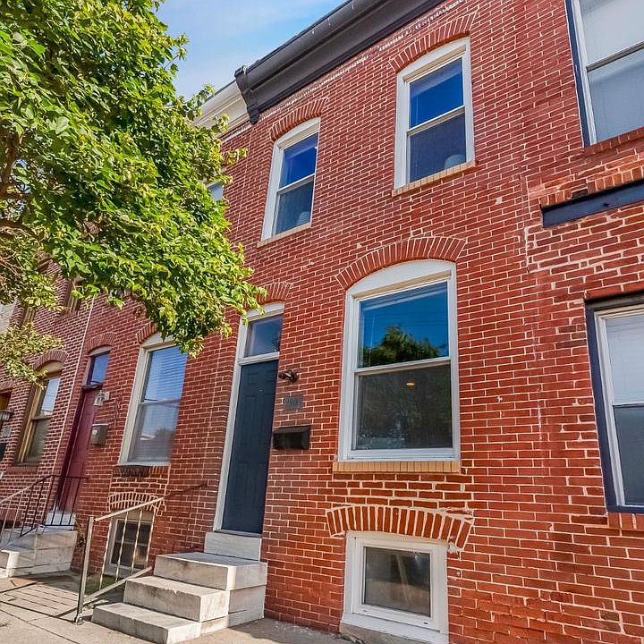 1st image of 2806 E Fairmount Ave