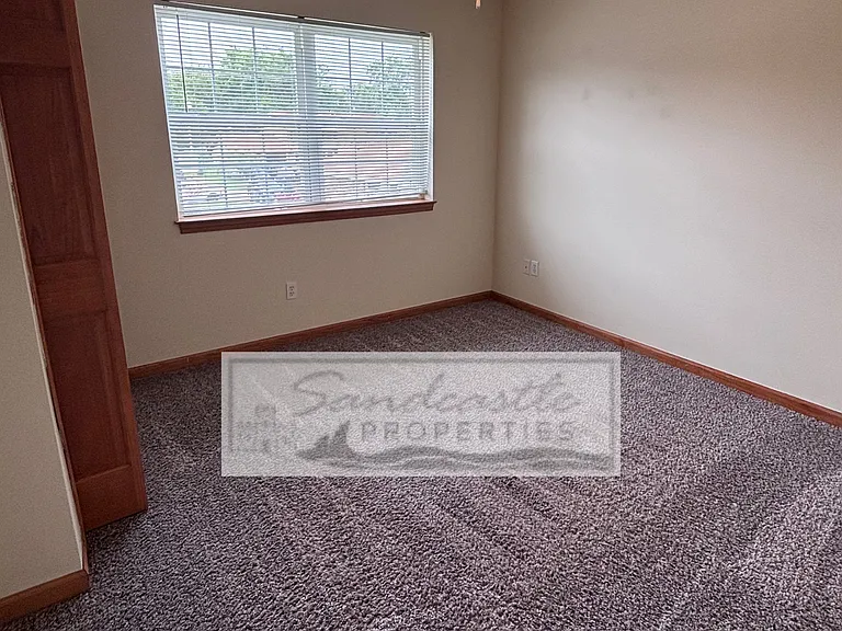2190 Freedom St #2190 — Photo 9